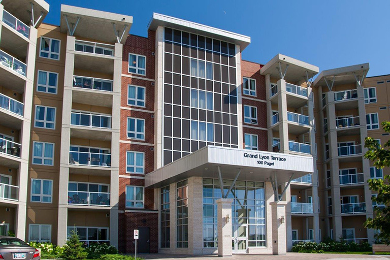 Grand Lyon Terrace | 100 Paget Street, Winnipeg | 3086741
