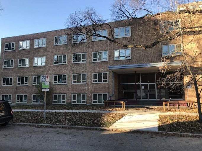 50 Carlton | 50 Carlton Street, Winnipeg | 3086745