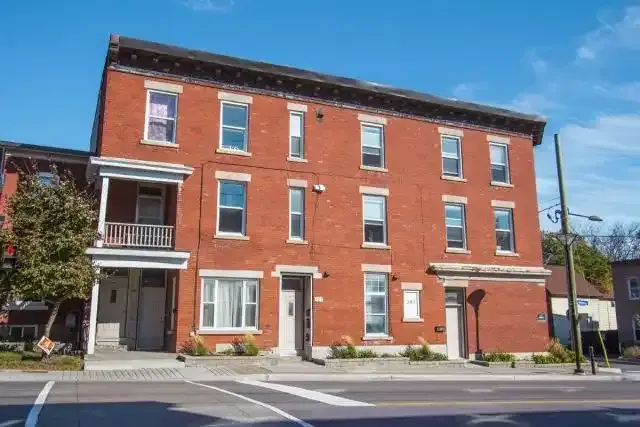 381 Bronson - Unit 3 | 381 Bronson Avenue, Ottawa | 3086836