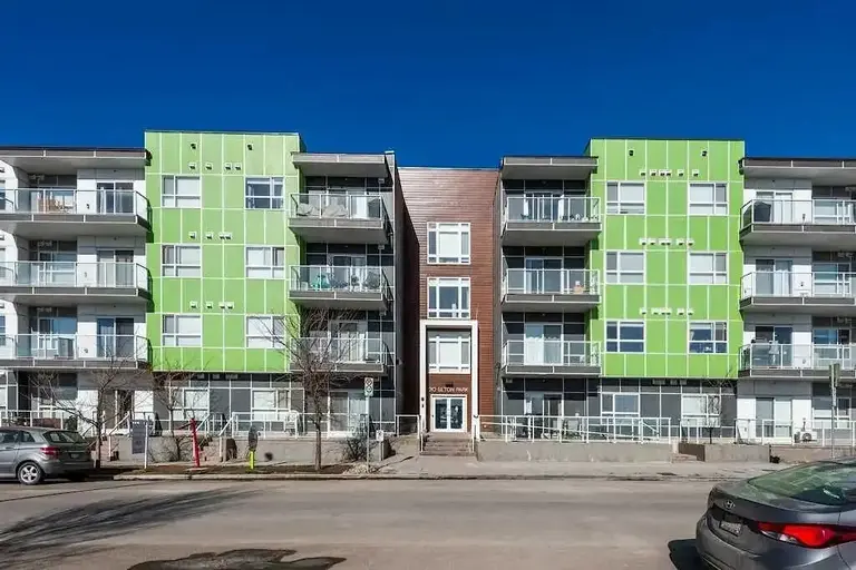 PRICE REDUCED! only minutes to South Center Hospital & YMCA | 233 - 20 Seton Park Southeast, Calgary | 3109691