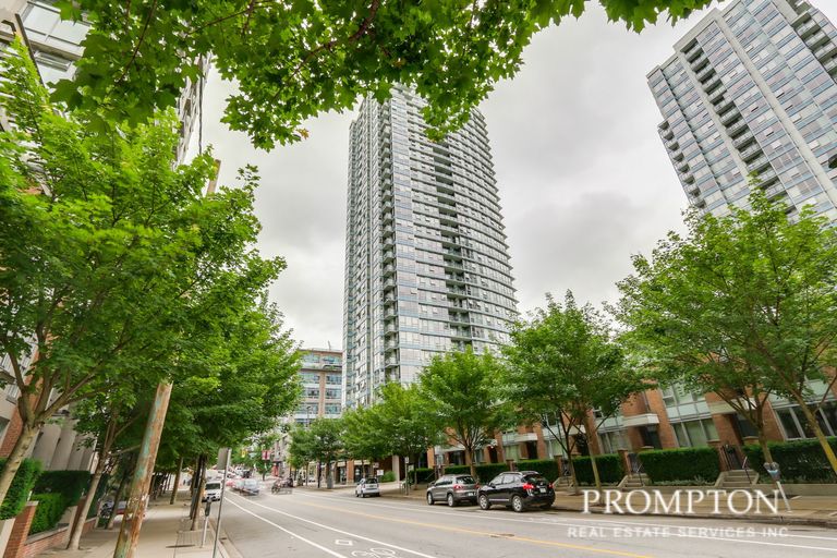 Max 1 & 2 | 928 beatty street Beatty Street, Vancouver | 3140598