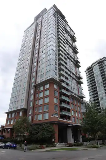 Windsor Gate 3100 #907 | 3100 Windsor Gate, Coquitlam | 3088177