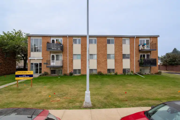 River Heights West | 3415 106 Ave, Edmonton | 3088242