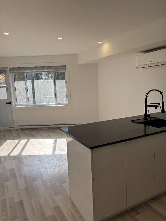 Studio rénové à louer – NDG / Métro Vendôme | 3088309