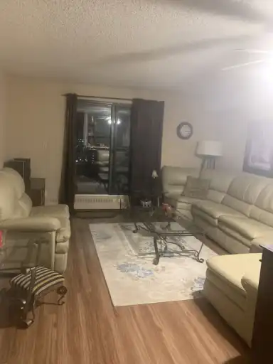 Cozy  apartment for roommate | 4637 Macleod Trail Southwest, Calgary | 3140919