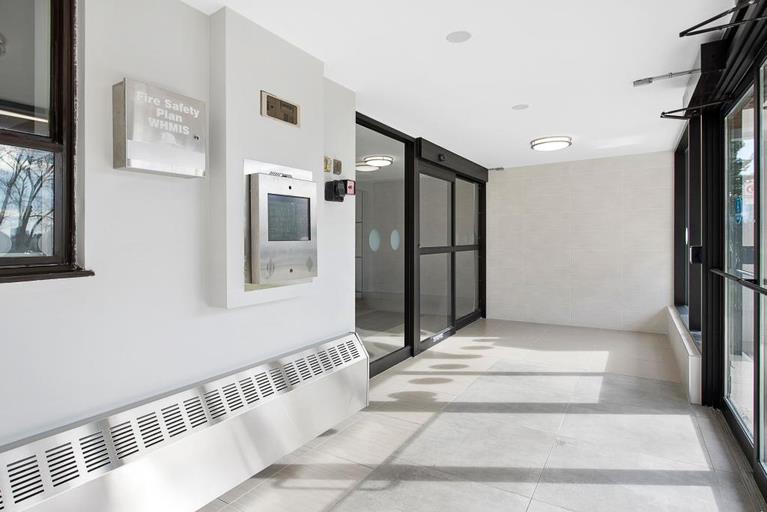 1475 Bloor Street | 1475 Bloor Street, Mississauga | 3114392