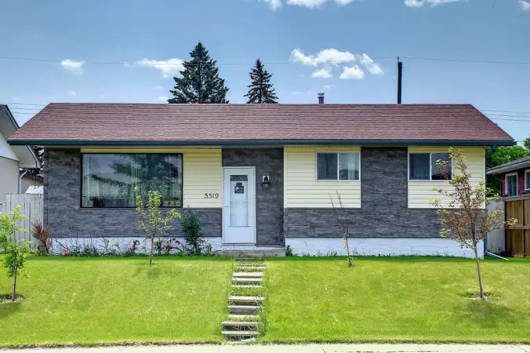 Beautiful bungalow for rent in Penbrooke meadows | 5519 5 Avenue Southeast, Calgary | 3088867