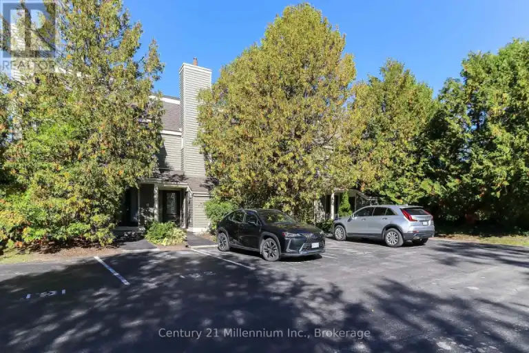 194 ESCARPMENT CRESCENT | 194 ESCARPMENT CRESCENT, Collingwood | 3089037
