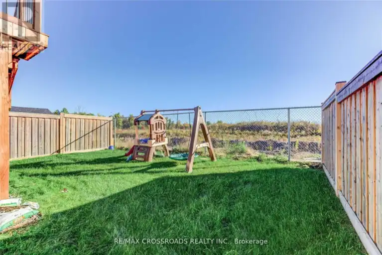 LOWER - 15 NIDDERY STREET | LOWER - 15 NIDDERY STREET, Clarington | 3089572