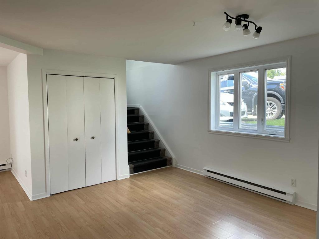 4 1/2 Lévis centre-ville, UQAR, proximité autoroute | 3090046
