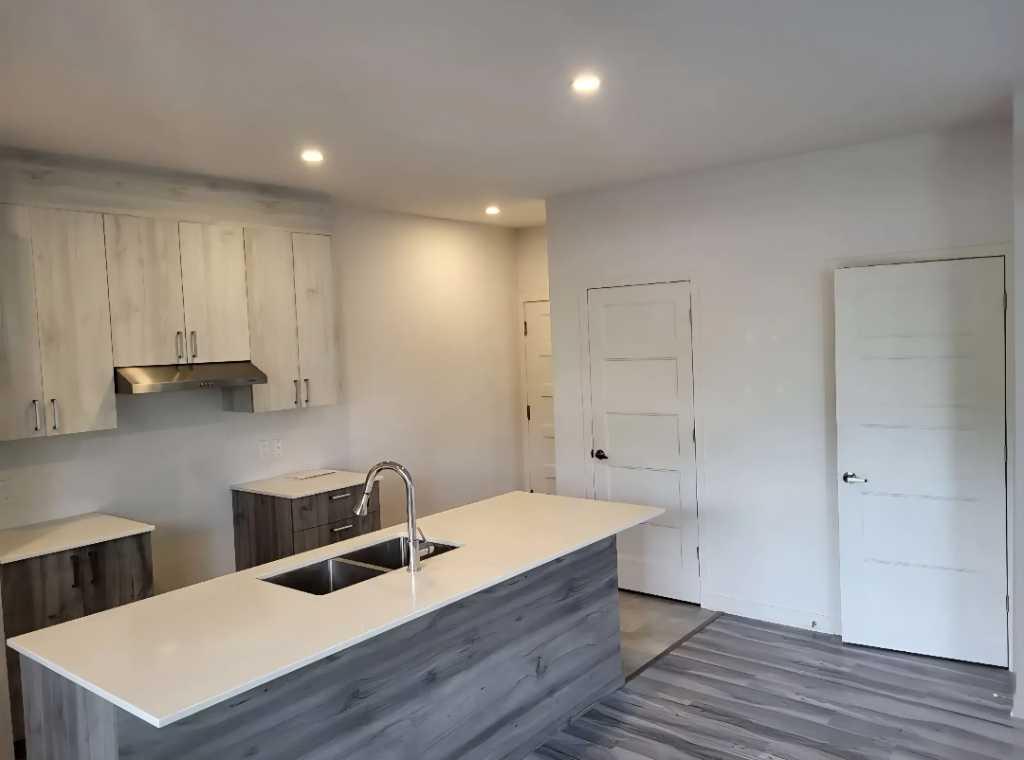 Grand 4 1/2 style condo | 3090053