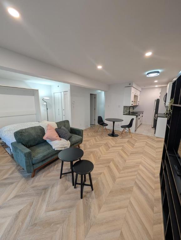 2 1/2 - Montréal (Le Plateau Mont-Royal) - 1 635 $/mois | 3090068