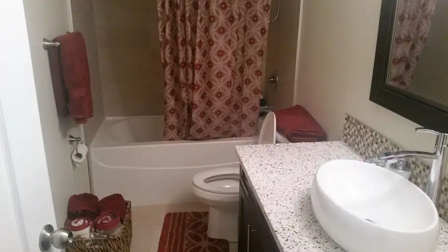 Walkout Basement Suite Fully Furnished (ALL UTILITIES INCLUDED) - $1290/MONTH | Calgary | 3090198