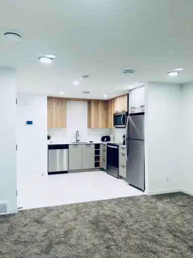 1 BEDROOM BASEMENT SUITE | 61 Edith Manor NW, Calgary | 3090260