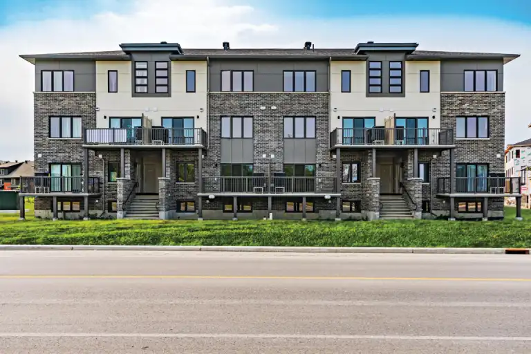 Urban Terraces | 355 Via Chianti Grove, Ottawa | 3116368