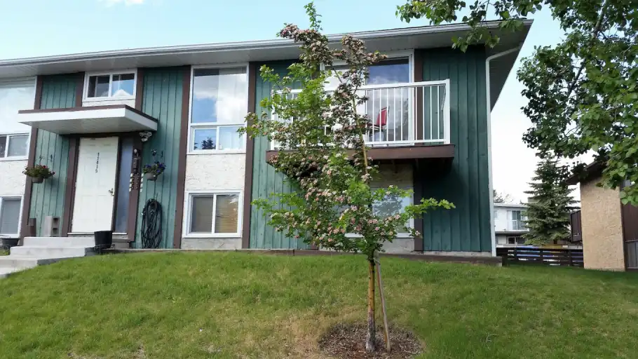 Clean 1br Southwood condo | 6 - 11415 8 Street Southwest, Calgary | 3090506