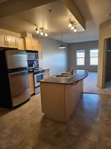 Bright 1 Bedroom - The Gateway South Centre | 3408 - 11811 Lake Fraser Drive Southeast, Calgary | 3090508