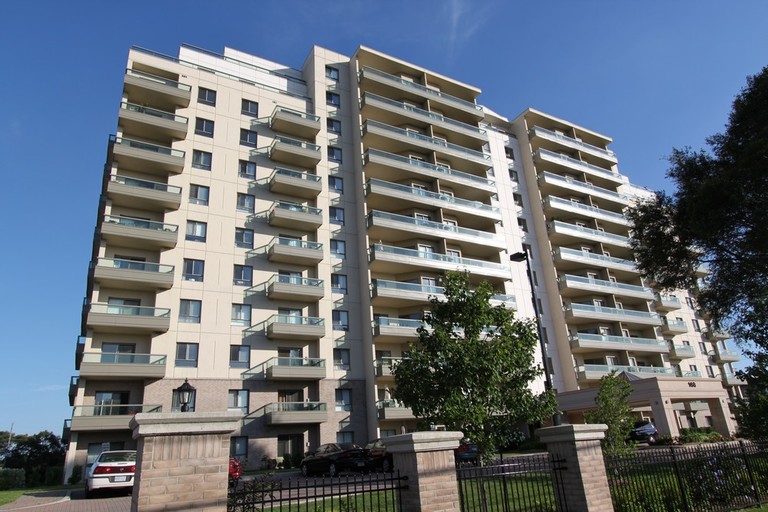 The Trillium at the Royal Gardens | 168 Plains Road, Burlington | 3090608