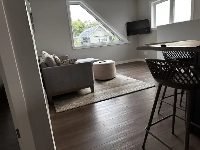 Parkallen 1 Bedroom Treehouse | 11232 70 Avenue Northwest, Edmonton | 3090901