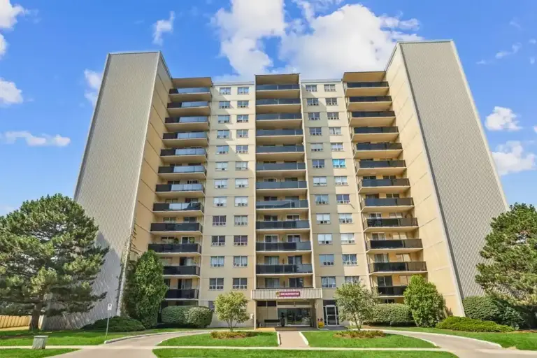 Glencrest Terrace Apartments | 3055 Glencrest Road, Burlington | 3090977