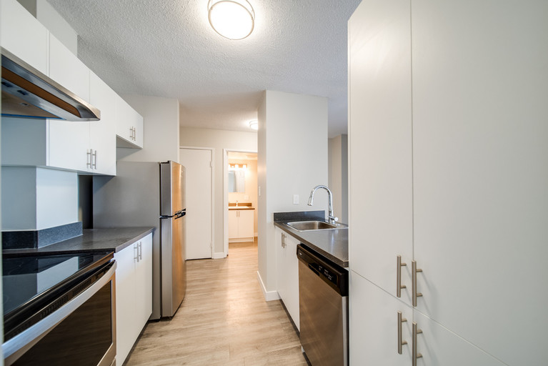 York Tower | 10030 114 Street, Edmonton | 3091143