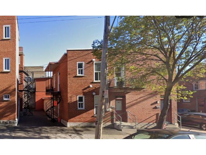 Mignon 3 1/2 dans duplex Rénové de A à Z /Marché J-Talon | 3091235
