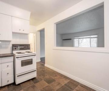 Grandin House | 10924 100 Ave NW, Edmonton | 3091281