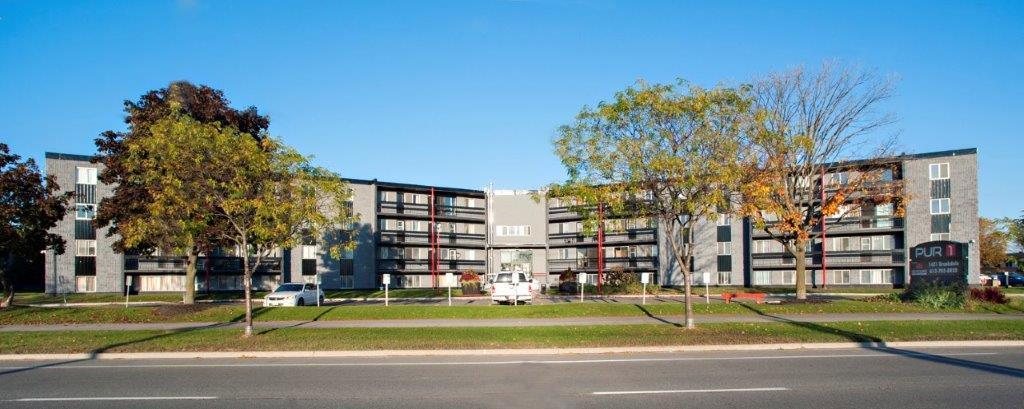 RENOVATED 2 Bedroom Apartment All Inclusive With Internet | 1421 Brookdale Avenue, Cornwall | 3091325