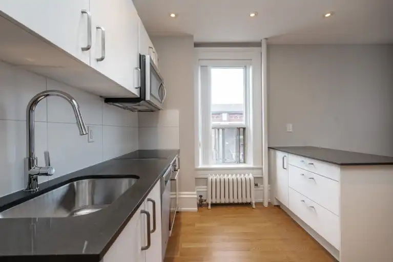 150 Fermanagh Avenue | 150 Fermanagh Ave, Toronto | 3091789
