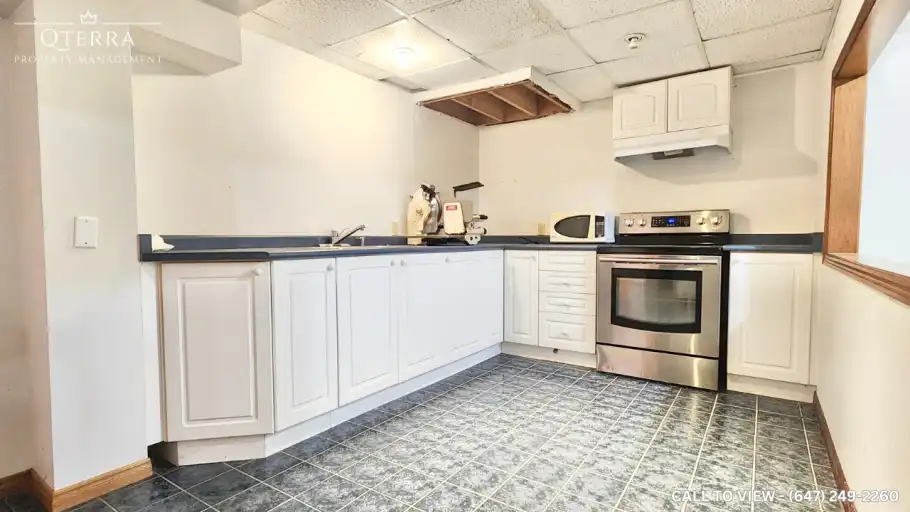 24 Spartan Ave, Stoney Creek, Ontario L8E 4M7 | 24 Spartan Avenue, Hamilton | 3091797
