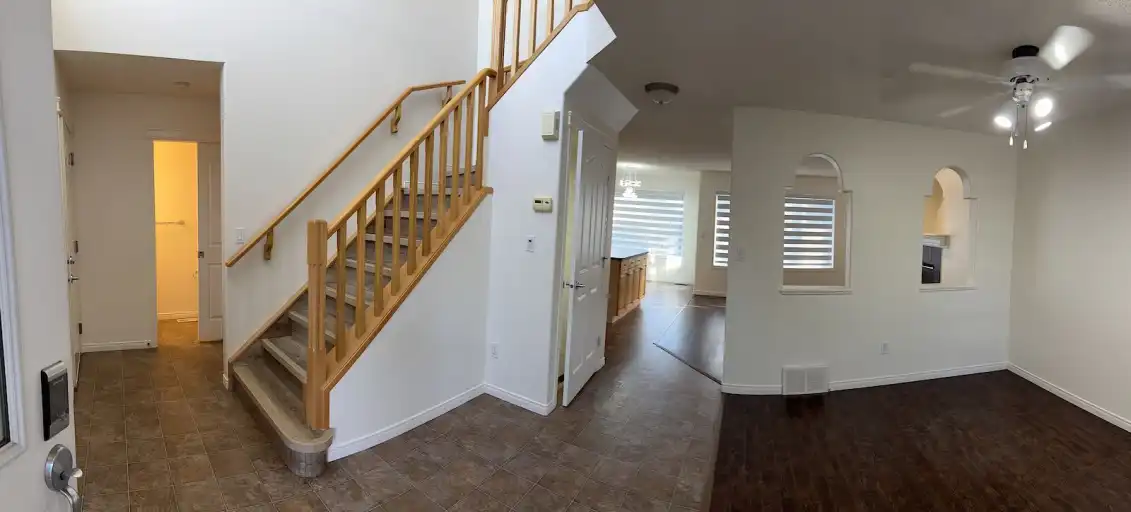 Bright Family Home in Sought-After Haddow | 490 Hunters Green Northwest, Edmonton | 3148262