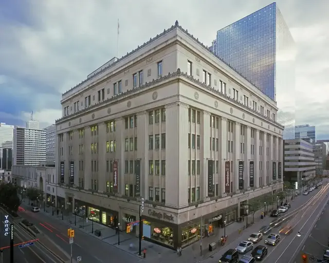 College Park | 424 Yonge Street, Toronto | 3152963