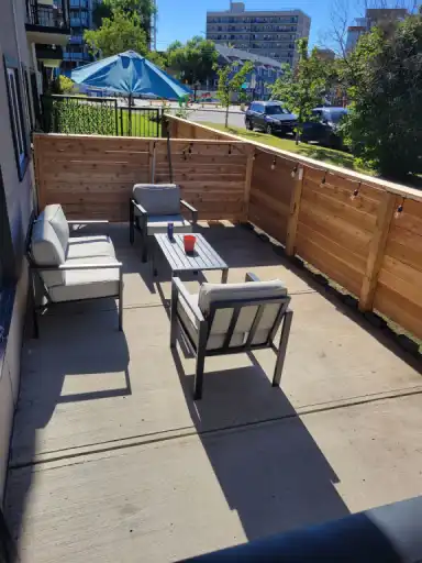 Well Situated Apartment for young professional or student | 2 - 933 3 Avenue Northwest, Calgary | 3153399