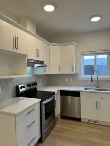 Newly renovated 3 bedroom Duplex | 1 - 11730 91 Street Northwest, Edmonton | 3092304