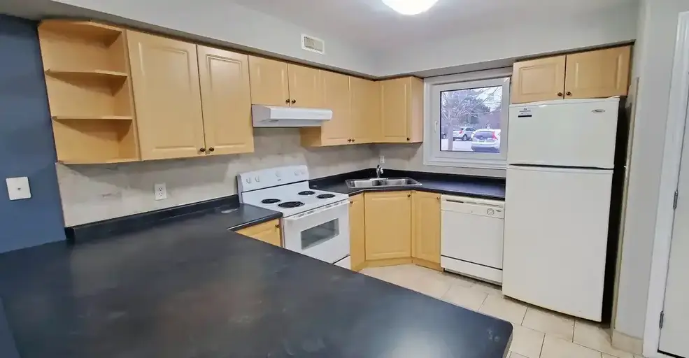 Lakeshore Valley | 246 Lakeshore Road, St. Catharines | 3092392