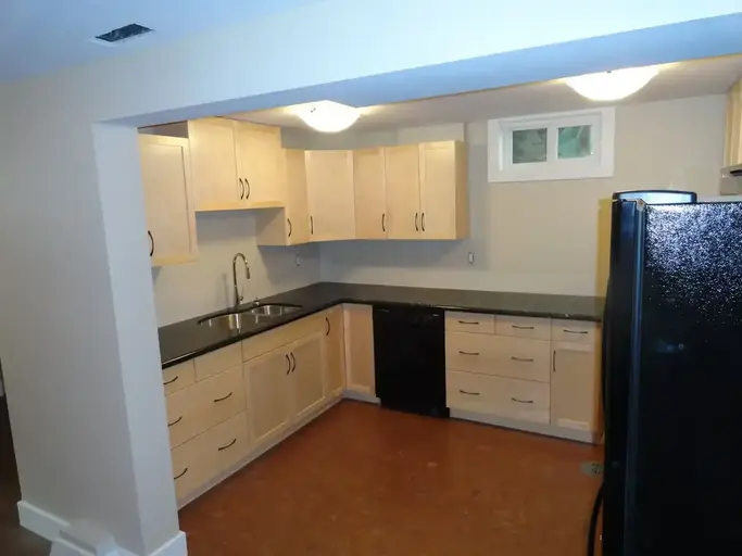 Spacious 2 Bdrm Lower | 3611-19 Street NW, Calgary | 3118809