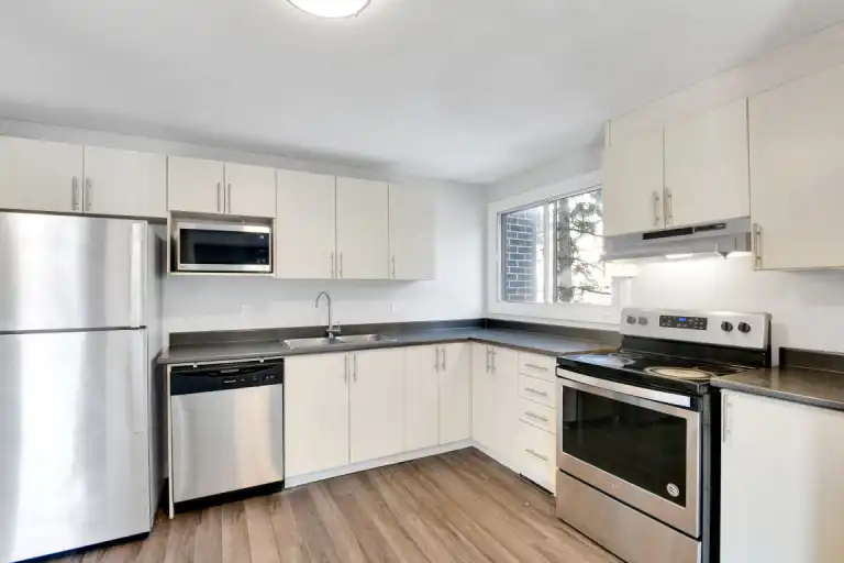 Navaho Townhomes & Garden Homes | 10 Deerfield Drive, Ottawa | 3092759