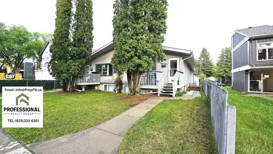 Charming & Cozy 3 Bedroom Main Floor in the Heart of Westmount – Pet Friendly! | 10745 127 Street, Edmonton | 3092814