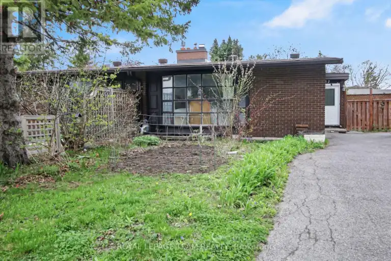 52 BOWHILL AVENUE | 52 BOWHILL AVENUE, Ottawa | 3093035