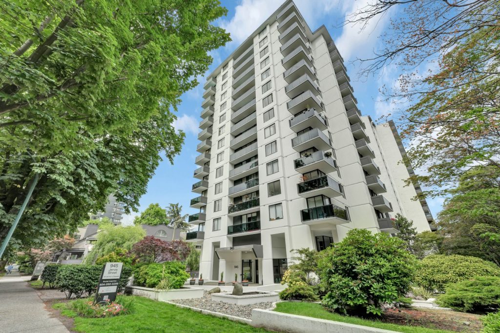 Governor’s Square | 3093566