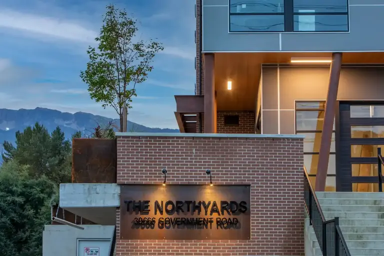 Northyards I | 39666 Government Road, Squamish | 3093646