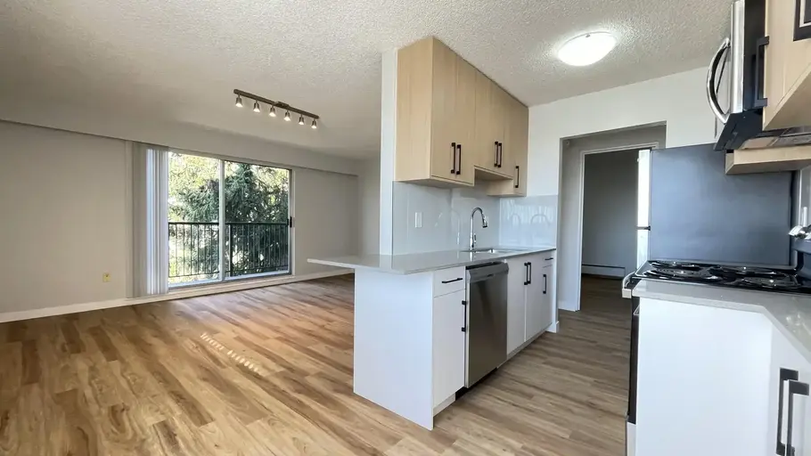Tiffany Place | 1115 4th Avenue, New Westminster | 3093663