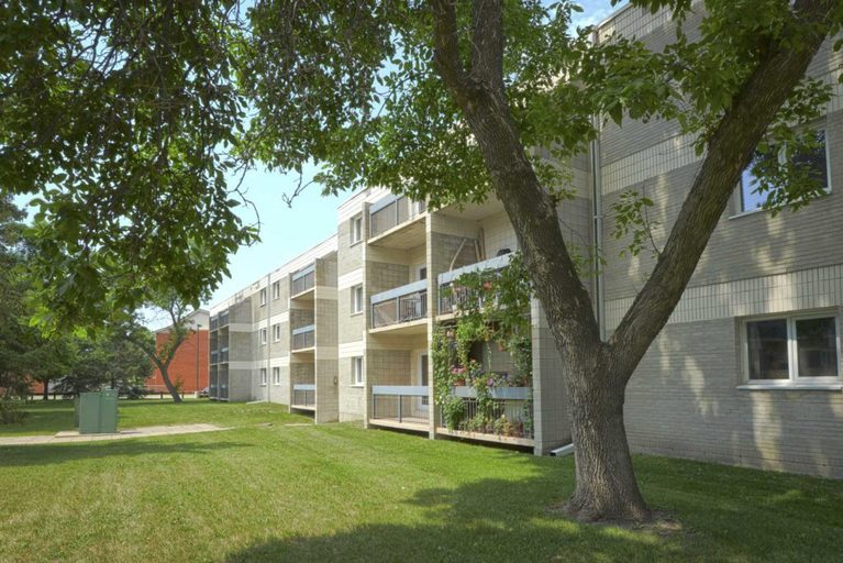 Markham Place 1000 | 1000 Markham Road, Winnipeg | 3093772