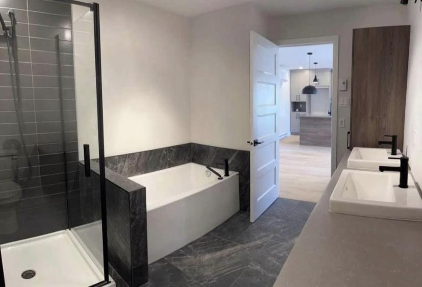 Appartement 5½ NEUF à louer - Joliette - Place Alice-Vessot | 3093785
