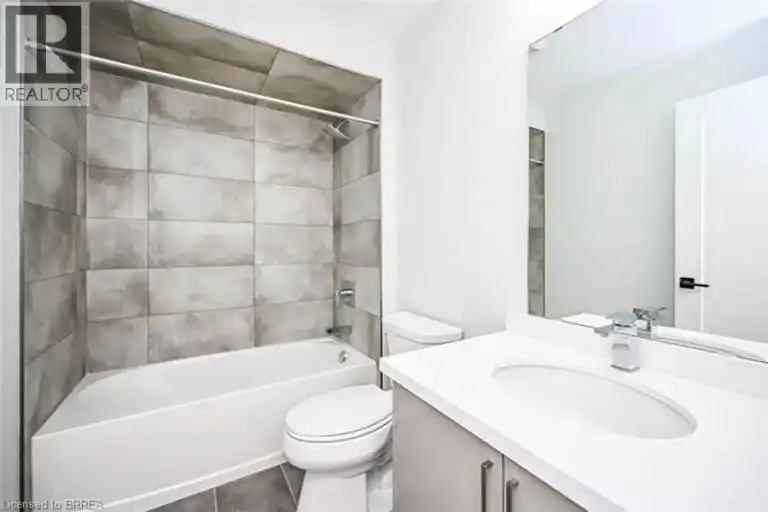 9 SPRING Street | 9 SPRING Street, Brantford | 3093951