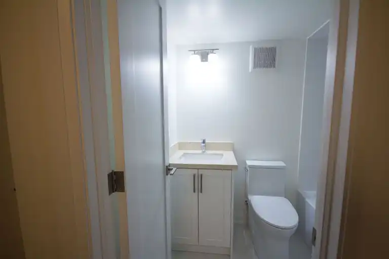 A cozy 1 bedroom rental in East Toronto, this fully renovated one-bedroom baseme | Toronto | 3120816