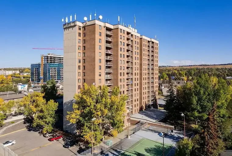 Fully Renovated 2 Bed 1 Bath Condo Unit | 4944 Dalton Dr NW, Calgary | 3149857