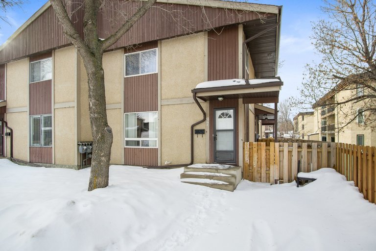 Fairway Gardens | 1415, 1505, 1511 McKercher Drive, Saskatoon | 3094096