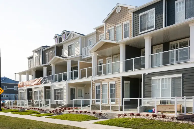 Element Townhomes on Eaglewood | 140 Eaglewood Dr, Winnipeg | 3094098