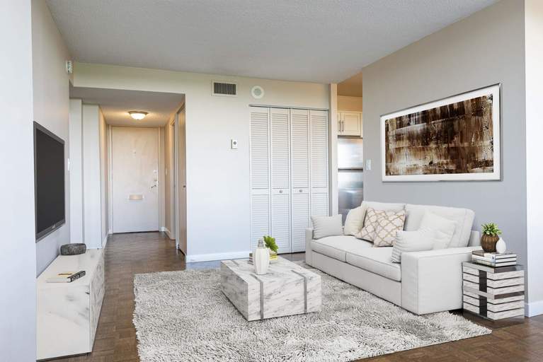 Canterbury House | 270 Roslyn Rd, Winnipeg | 3094102